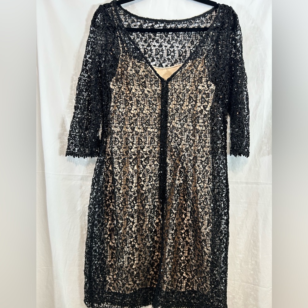 Kay Unger Black and Beige Cocktail Dress Black Lace/Tiny Sequins Size 10 - Picture 5 of 13